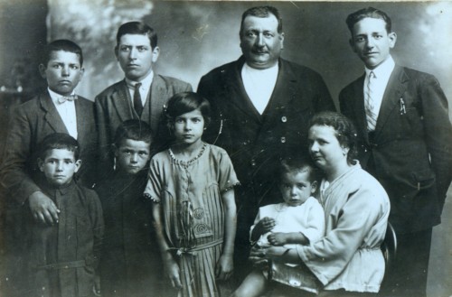Famiglia Carducci in studio