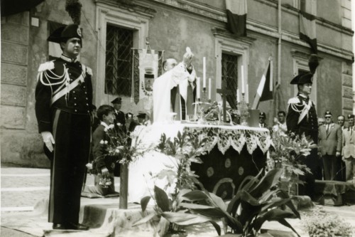 Consacrazione dell'eucarestia durante il Congresso Eucaristico